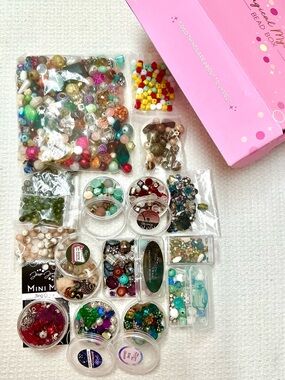 Over $200 Worth Jesse James Beads